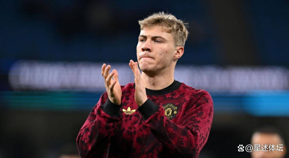 包含意大利逆转哥伦比亚，德布劳内送出助攻的词条