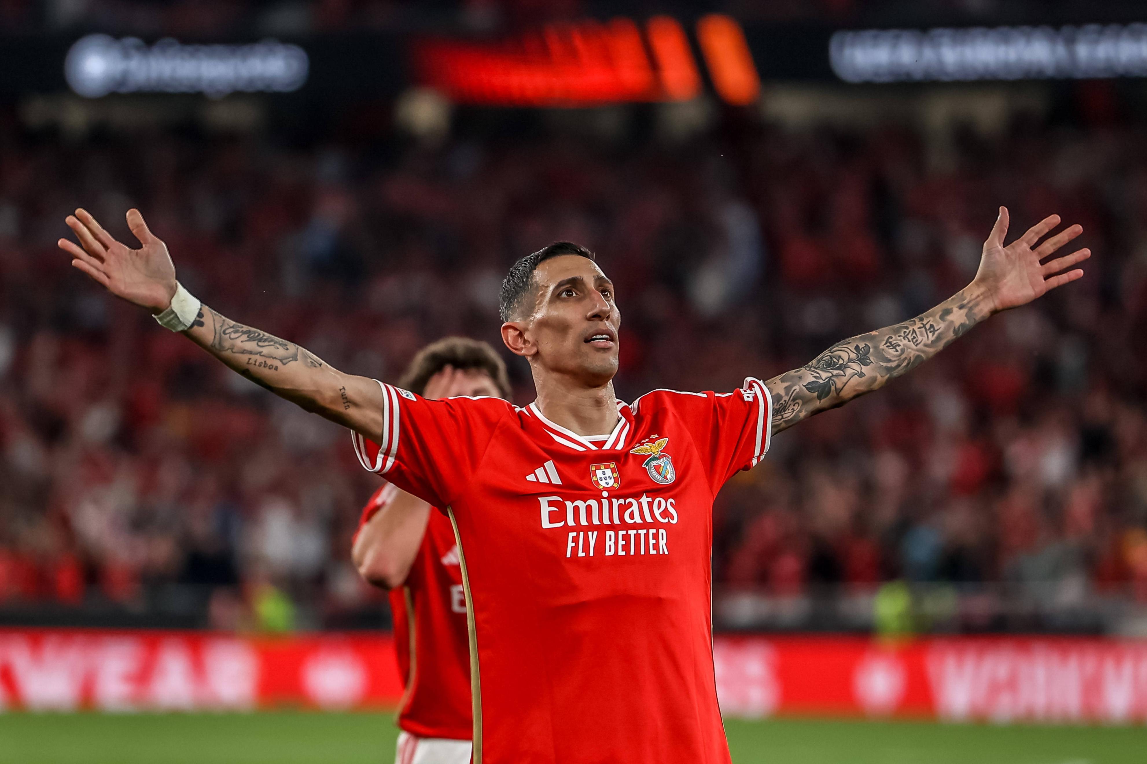 塞维利亚横扫罗马，迪马利亚完成帽子戏法的简单介绍