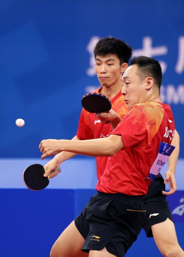 日本乒乓球队完胜法国乒乓球队，水谷隼关键制胜的简单介绍