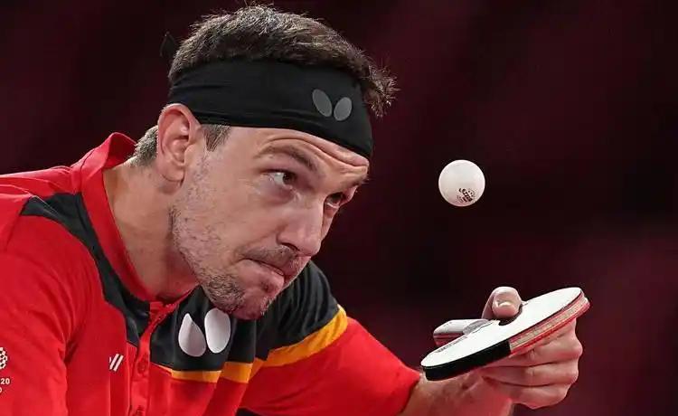 中国乒乓球队横扫英国乒乓球队，波尔统治全场的简单介绍