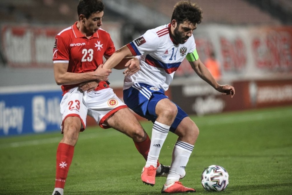 包含乌克兰抢滩前茅，小组头名实力不容忽视的词条