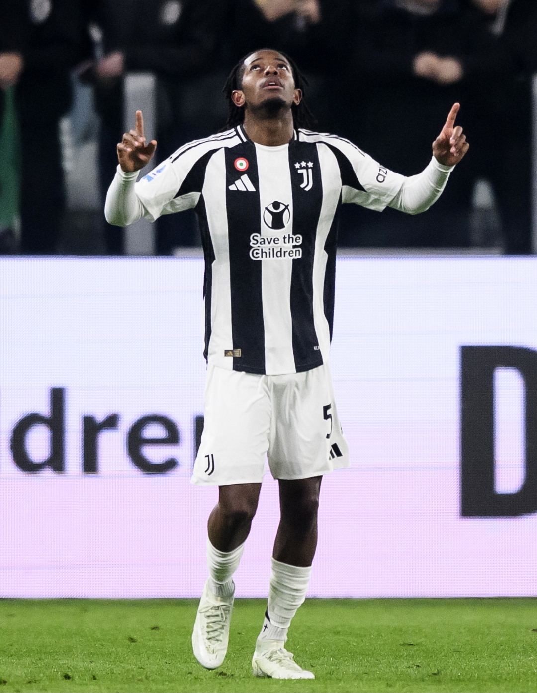 关于尤文图斯主场不敌克罗托内，遭遇意外失利的信息